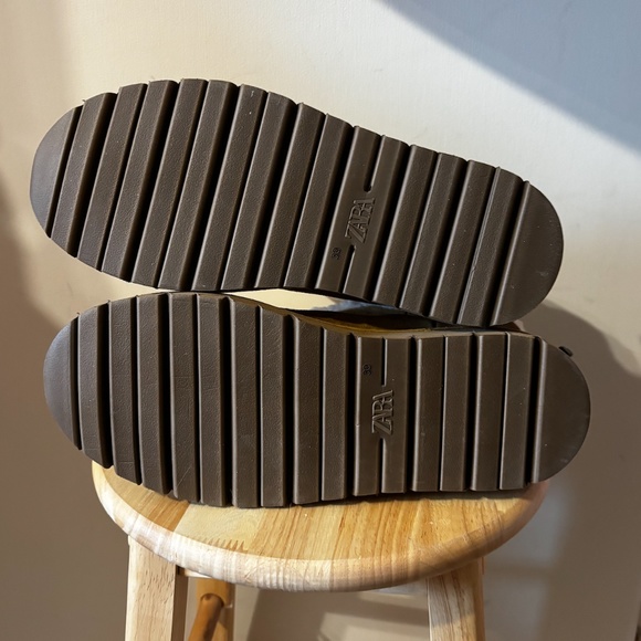 Zara brown real suede leather and fleece flat ankle boots NWT - Picture 7 of 10